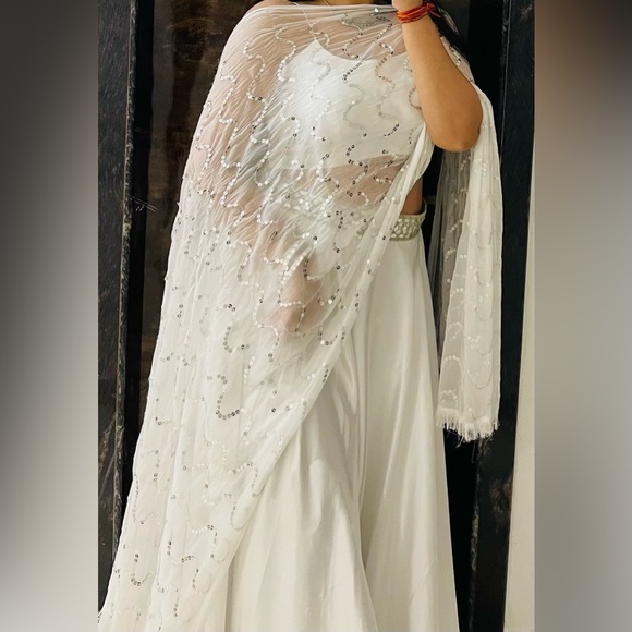 Brand-Aynaa, color-white satin lehenga,size-XL (customised) - Picture 7 of 9